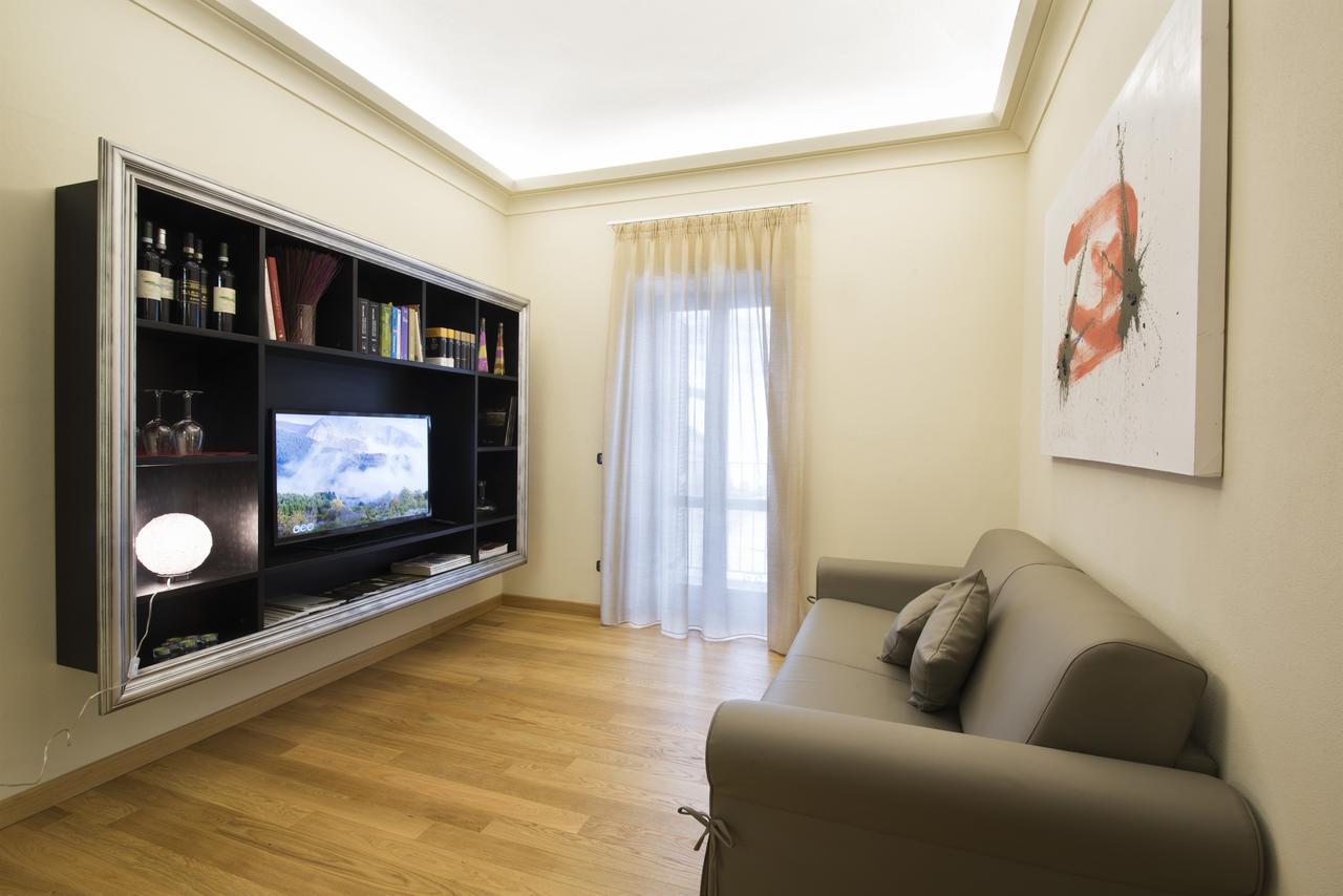 Costa Di Bussia Villa มอนฟอร์เต ดิ อัลบา ภายนอก รูปภาพ